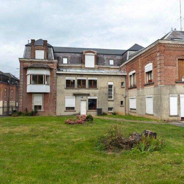 Vue actuelle de l'ancienne maison patronale, 2022.