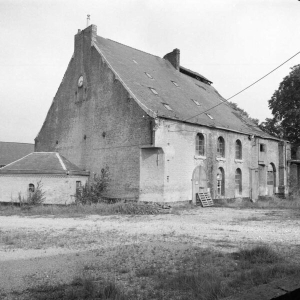 Ancienne halle aux fours et entrepôt