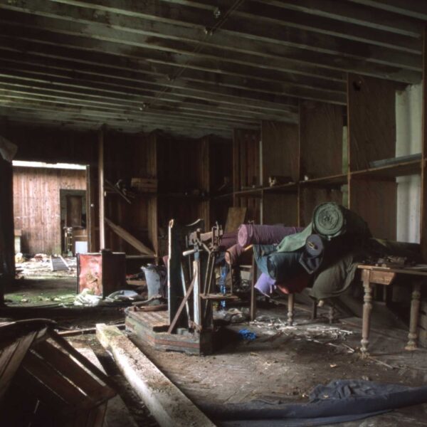 Intérieur de la friche Divry
